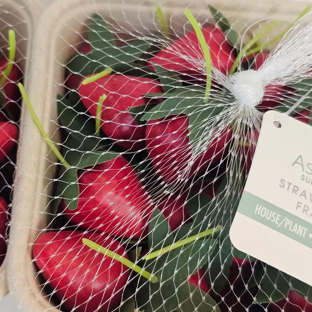 Faux Strawberries Lot of 2 Baskets 52 Foam Plastic Fruit Decor New Ashland